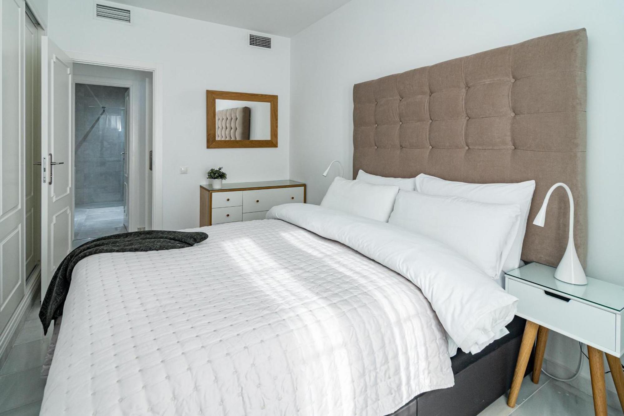 Apartment Ab4 - Vacation Home, By Roomservices